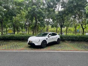 Avatr 11 2023 Электрический