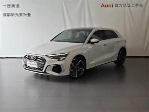 Audi A3 2023 Бензин