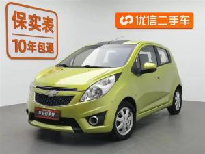 Chevrolet Spark 2011 Бензин