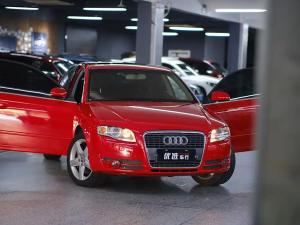 Audi A4 2008 Бензин