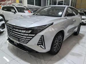 Changan UNI-Z 2024 Подключаемый гибрид