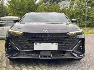 Changan UNI-V 2023 Бензин