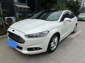 Ford Mondeo 2016 Бензин