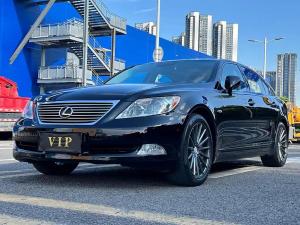 Lexus LS 2008 Бензин