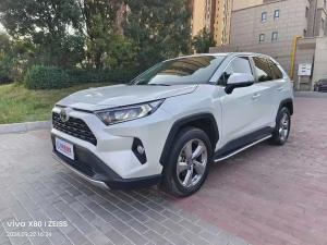Toyota RAV4 2022 Бензин