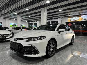 Toyota Camry 2023 Гибрид