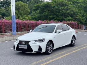 Lexus IS 2018 Бензин
