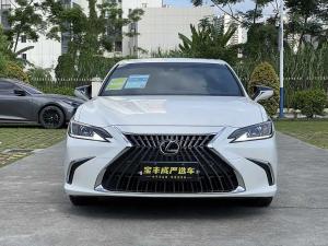 Lexus ES 2023 Бензин