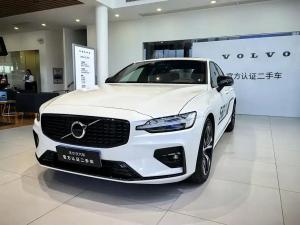 Volvo S60 2023 Гибрид
