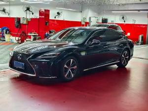 Lexus LS 2022 Гибрид
