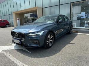 Volvo S60 2023 Гибрид