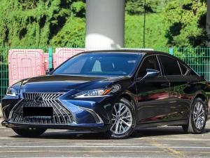 Lexus ES 2023 Гибрид