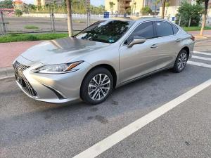 Lexus ES 2023 Бензин
