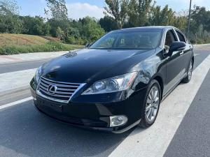 Lexus ES 2011 Бензин