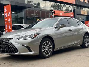 Lexus ES 2023 Бензин