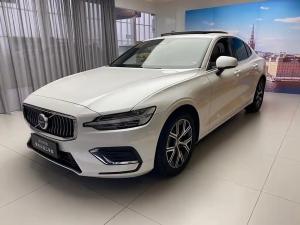 Volvo S60 2023 Гибрид