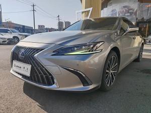 Lexus ES 2021 Гибрид