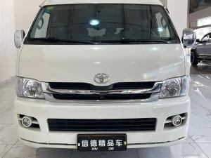 Toyota Hiace 2010 Бензин