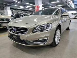Volvo S60 2016 Бензин