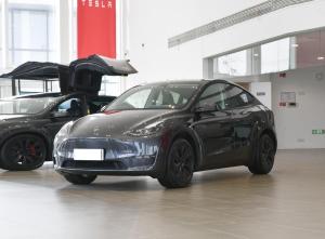 Tesla Model Y 2024 Электрический