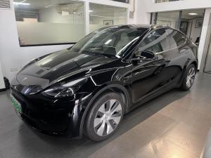 Tesla Model Y 2023 Внедорожник