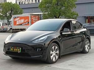Tesla Model Y 2023 Внедорожник