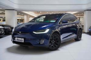 Tesla Model X 2018 Внедорожник