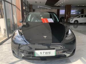 Tesla Model Y 2023 Внедорожник