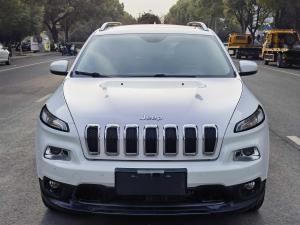 Jeep Cherokee 2016 Внедорожник