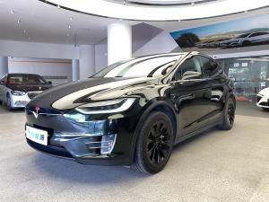 Tesla Model X 2018 Внедорожник