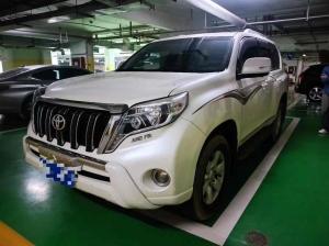 Toyota Prado 2016 Внедорожник