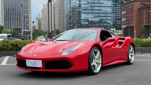 Ferrari  2018 Хэтчбек