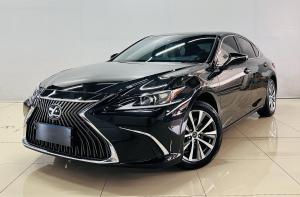 Lexus ES 2021 Седан