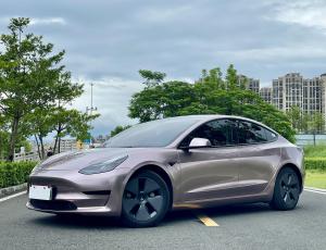 Tesla Model 3 2021 Седан