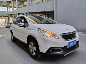 Peugeot 2008 2017 Внедорожник