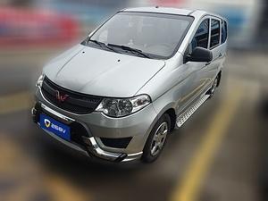 Wuling Hongguang 2015 Бензин