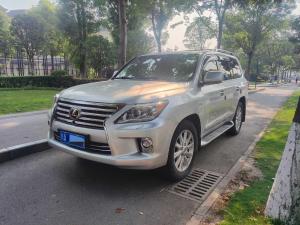 Lexus LX 2009 Бензин