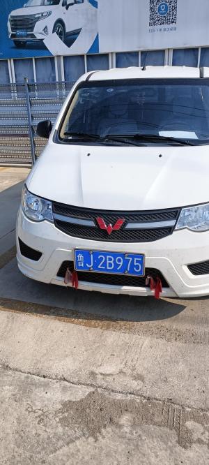 Wuling Hongguang 2021 Бензин