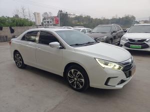 BYD Qin EV 2016 Подключаемый гибрид