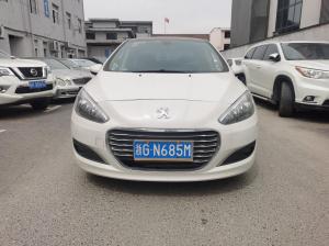 Peugeot 308 2015 Бензин