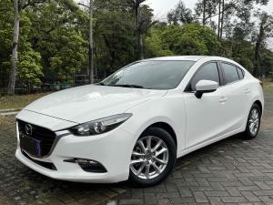 Mazda3 Axela 2018 Бензин