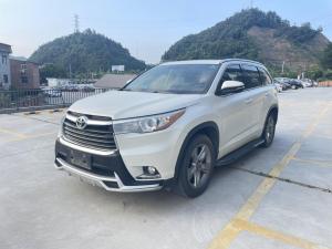 Toyota Highlander 2018 Бензин