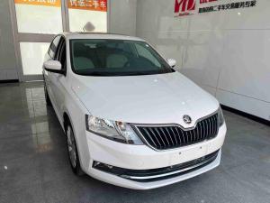 Skoda Rapid 2018 Бензин