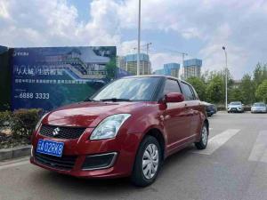 Suzuki Swift 2015 Бензин
