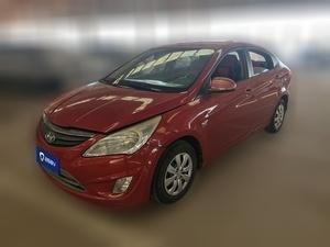 Hyundai Reina 2013 Бензин