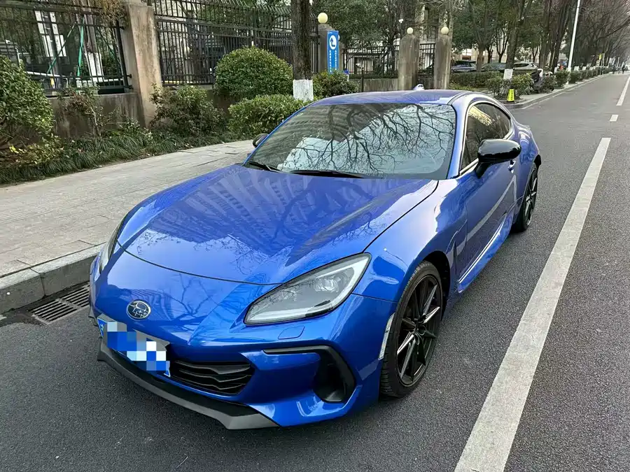 Subaru BRZ 2023 Бензин