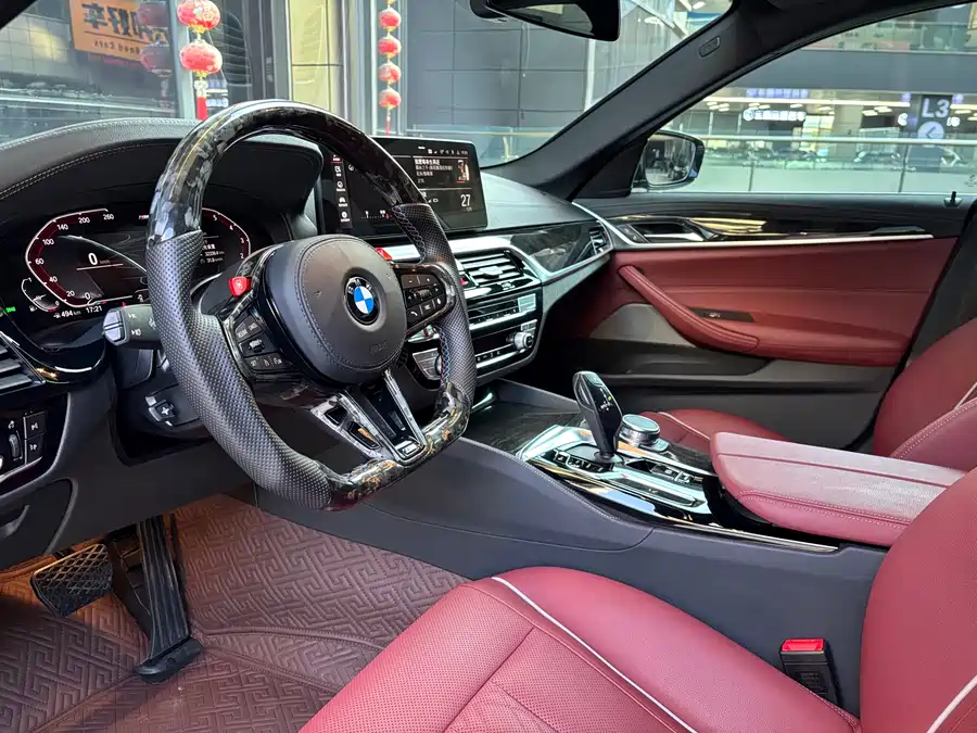 BMW 5 Series 2023 Бензин