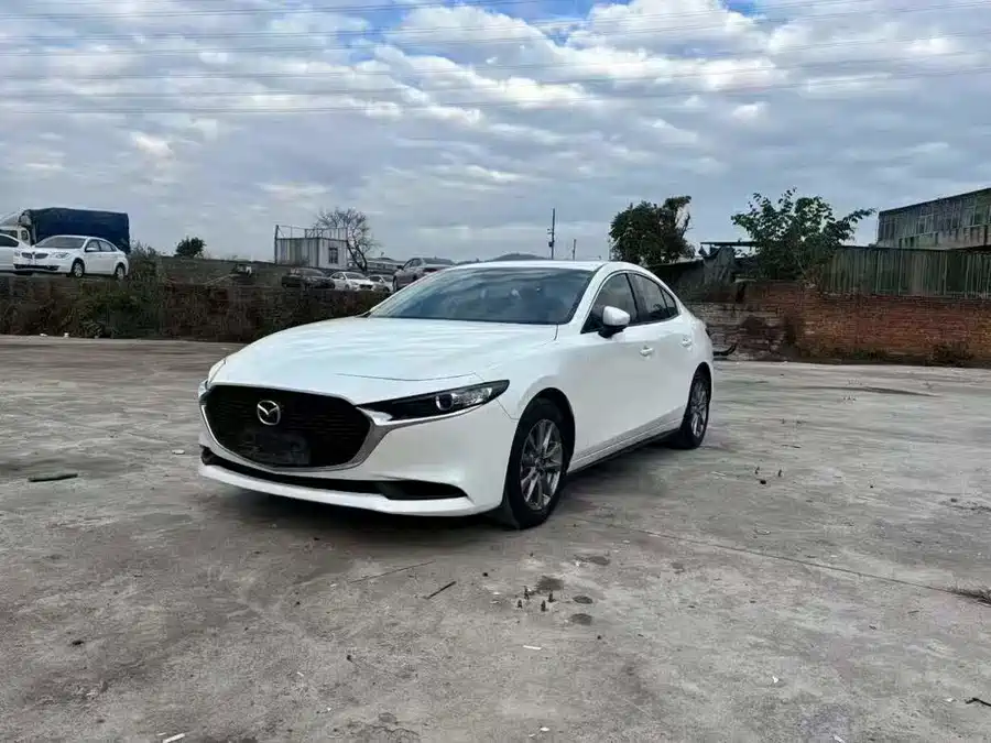 Mazda3 Axela 2020 Бензин