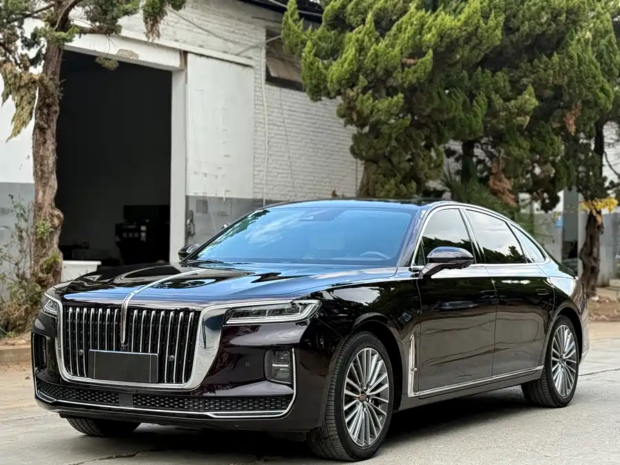 Hongqi H9 2022 Гибрид