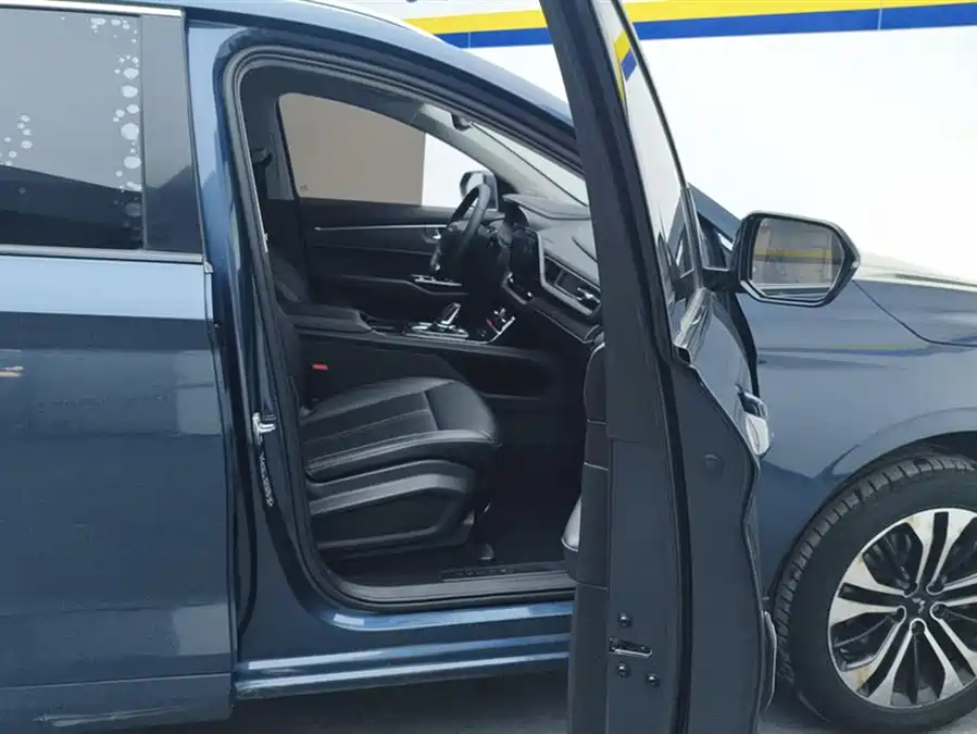 WuLing Victory 2021 Бензин